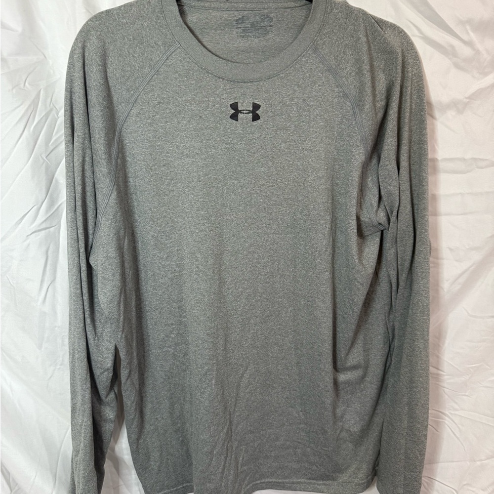 Under Armour Men's Heather Gray Long Sleeve Tee